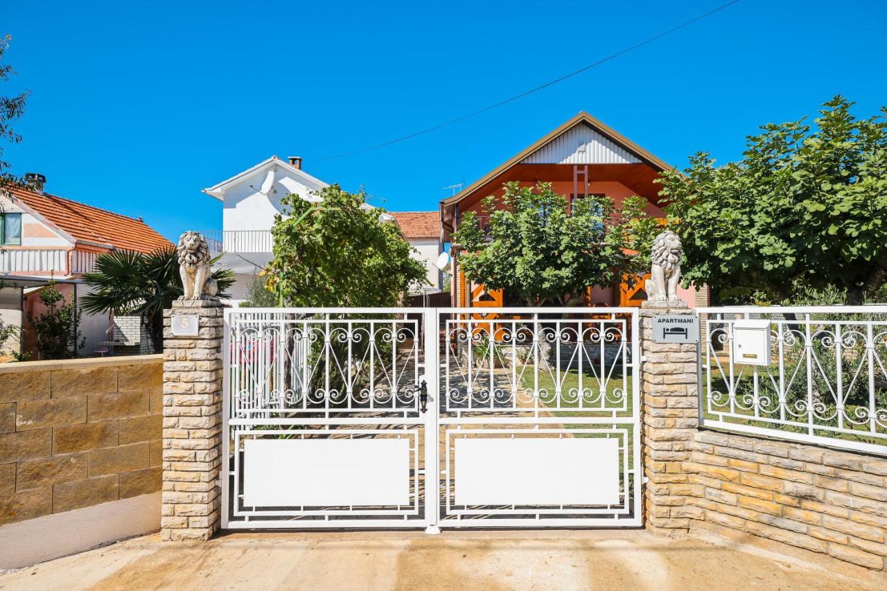 Apartment Ruza Sukošan Exterior foto
