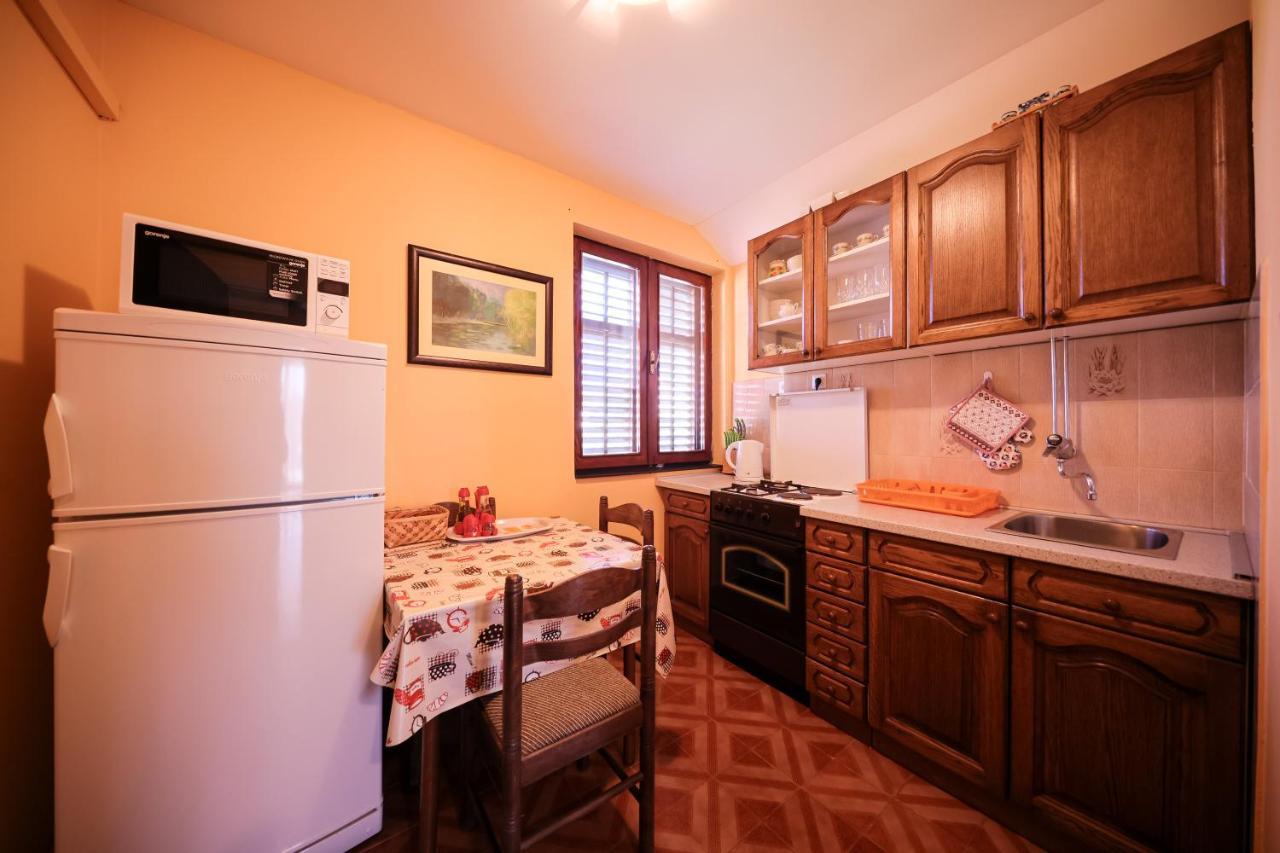 Apartment Ruza Sukošan Exterior foto