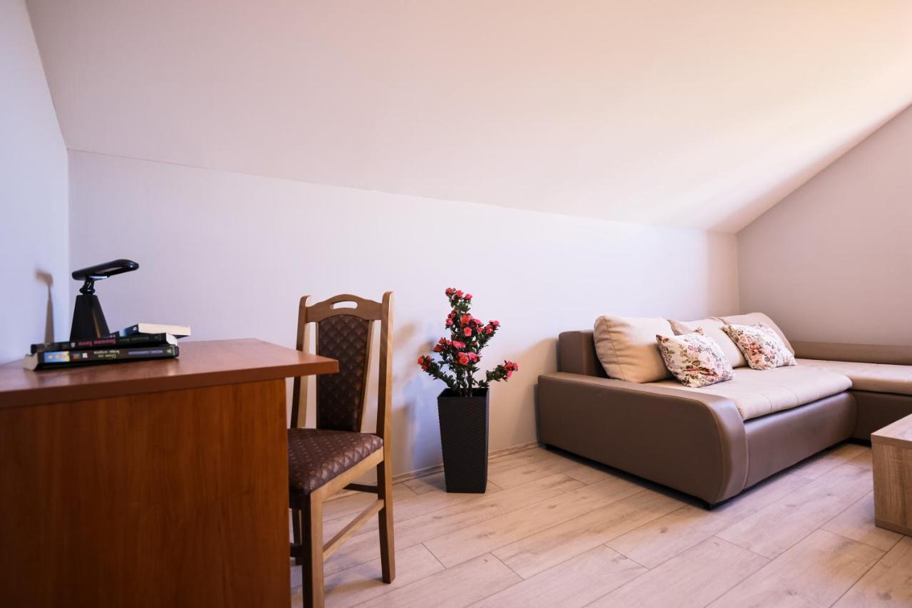 Apartment Ruza Sukošan Exterior foto